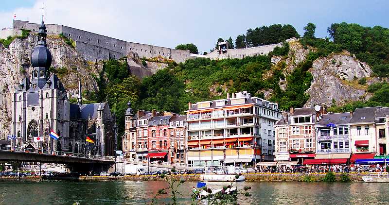 100_0512.jpg - Dinant
