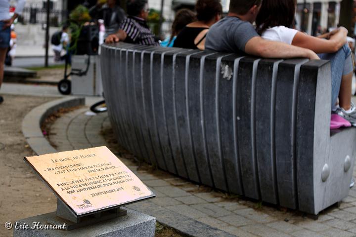 IMG_4745.jpg - Le banc des namurois.